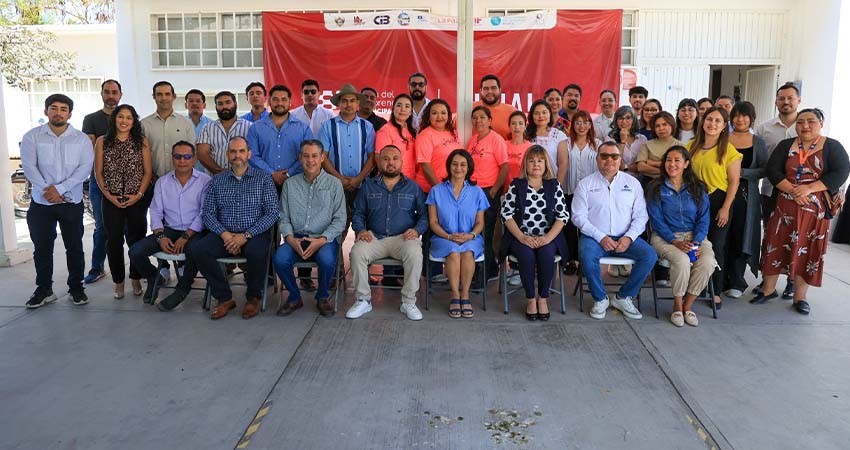 Clausuran segunda edición del Programa Líderes Emprendedores en La Paz