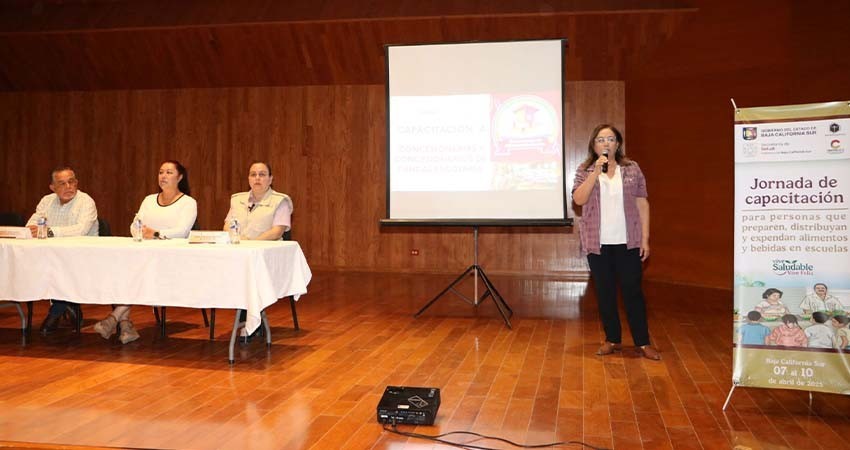 Inician capacitación dirigida a personal de tiendas escolares en nivel básico y medio superior