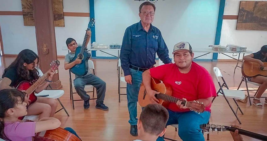 Ayuntamiento de Mulegé promueve actividades artísticas y recreativas con talleres de Semana Santa 2025