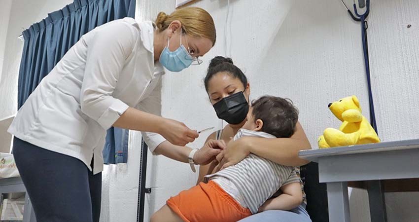 Refrenda la SSA llamado a vacunar a niñas y niños contra sarampión