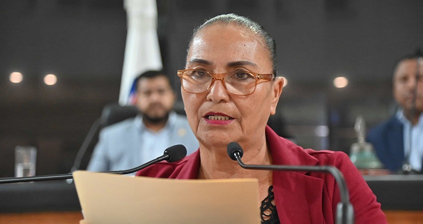 El día libre para trabajadoras burócratas que se practiquen mastografía y papanicolaou, propone diputada Guillermina Díaz