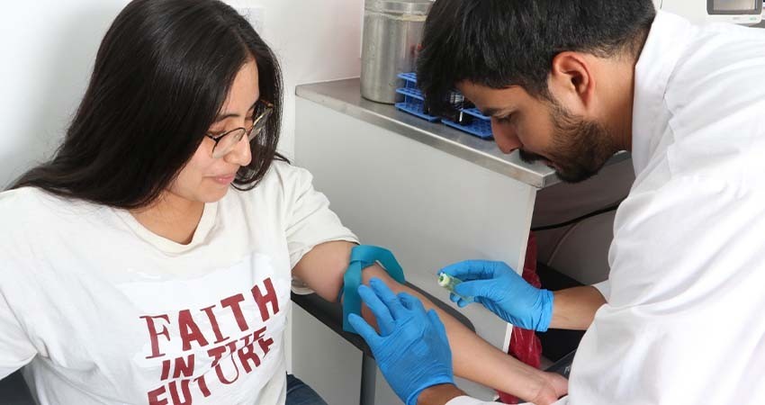 Llevan a cabo jornada de donación de sangre en la UABCS