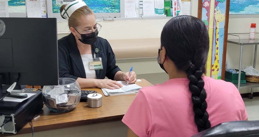 Instan a mujeres mayores de 25 años realizarse Papanicolau para prevenir cáncer cervicouterino