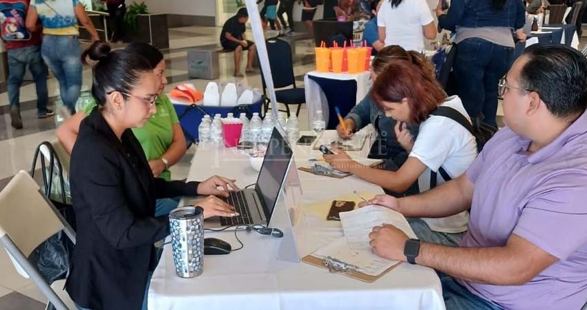 CANACO integra a jóvenes al mundo laboral con próxima Feria del Empleo