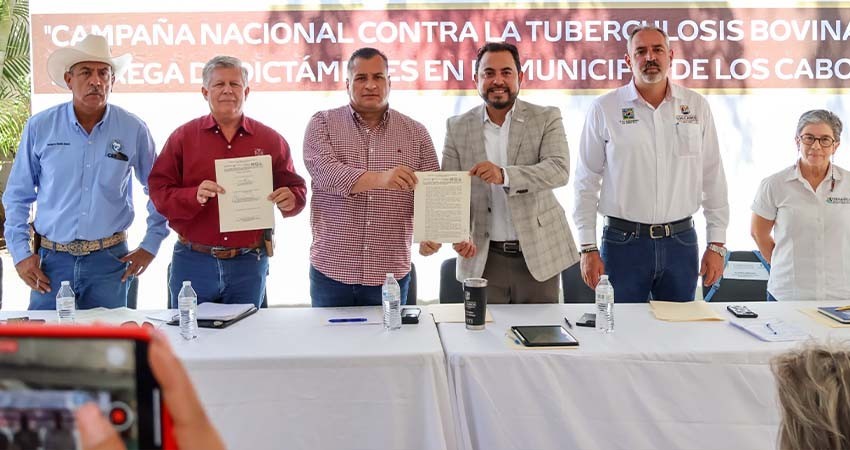 Realiza el Gobierno de BCS la firma del cierre de barrido de tuberculosis bovina en Los Cabos
