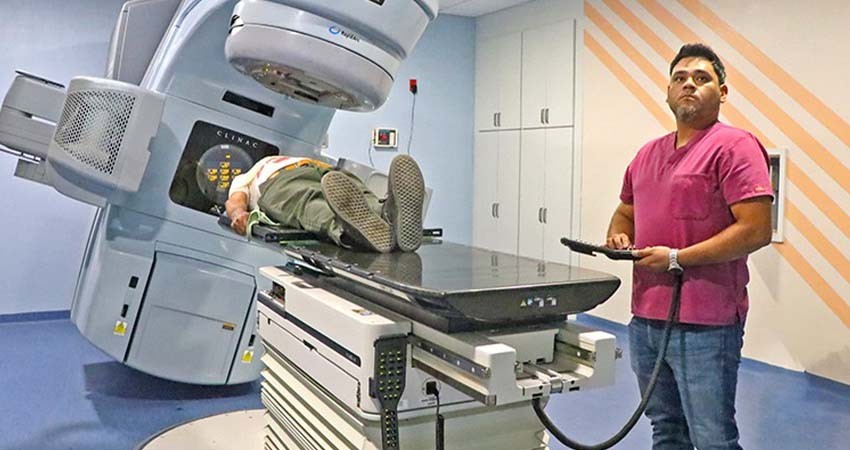 Más de 250 casos de cáncer se ha atendieron el Centro de Oncología de BCS