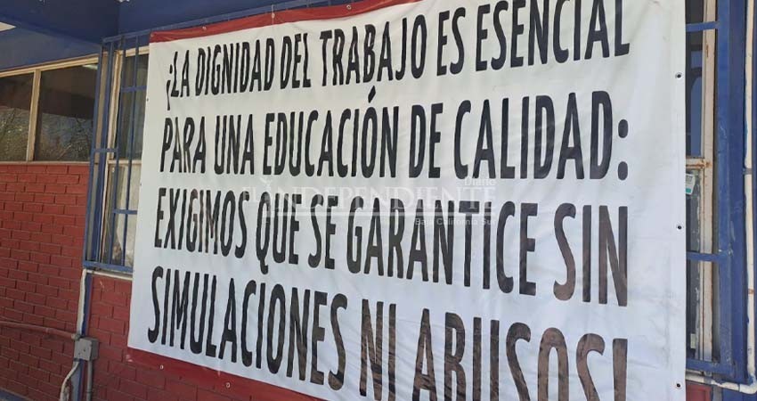 SITPREMO toma oficinas administrativas de la Preparatoria "Morelos