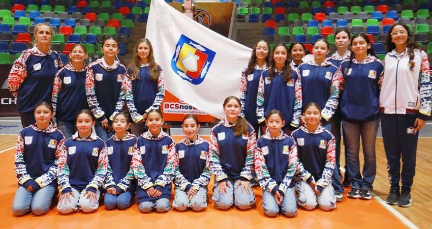 Abandera el gobernador a la selección sudcaliforniana rumbo a Olimpiada Nacional 2025