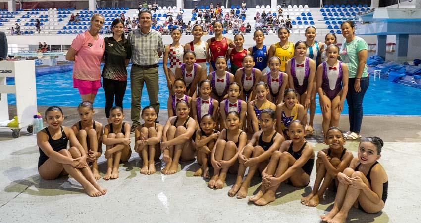 La selección de natación artística de BCS lista para la Olimpiada Nacional