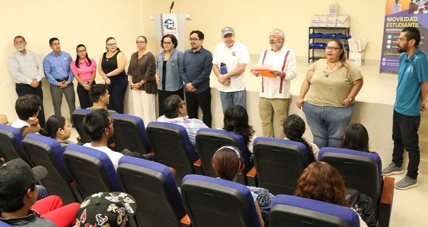 UABCS da bienvenida a estudiantes del Verano Científico Delfín 2025