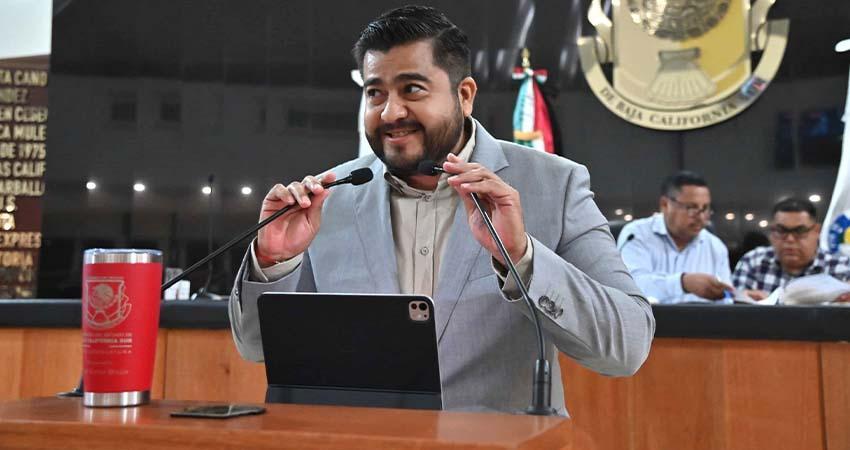 Presenta el diputado Omar Torres reformas a la Ley de Aguas de BCS