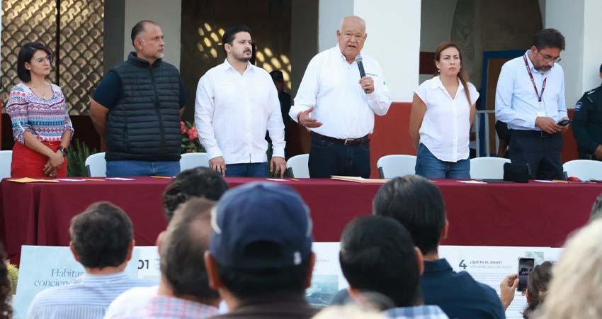 Reitera Castro Cosío el compromiso de gobernar con el pueblo en encuentro ciudadano en Todos Santos