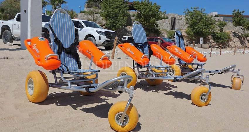 Inclusión en playas de Los Cabos; implementan sillas anfibias para personas con discapacidad