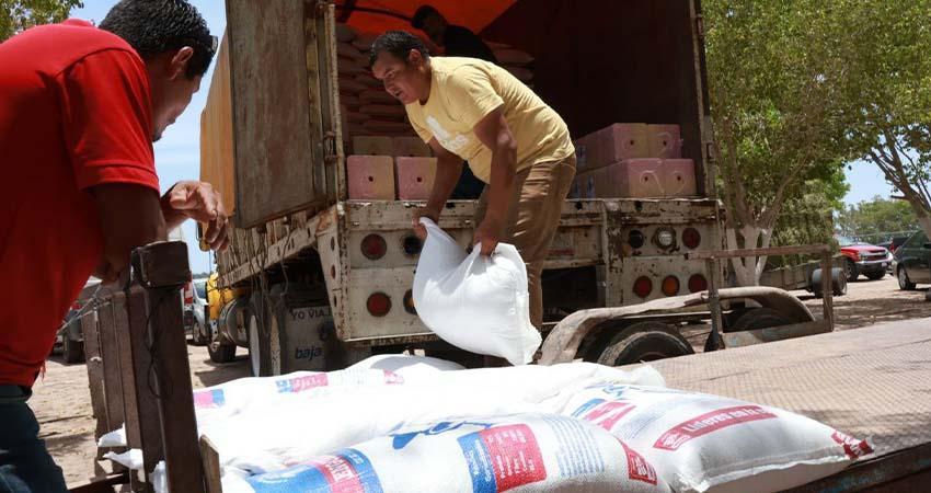 Entrega el gobernador Castro Cosío más de 18mdp en equipo a productores de Comondú