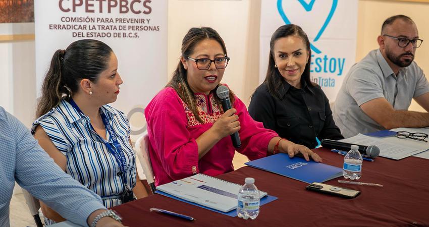 Recibe el Congreso de BCS el instrumento, “Herramientas para Prevenir y Combatir la Trata de Personas en BCS”