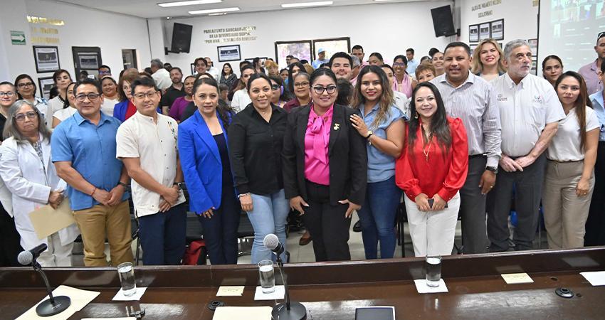 Toman protestas integrantes del Comité Consultivo rumbo a Ley para Atención y Protección a Personas con Espectro Autista en BCS