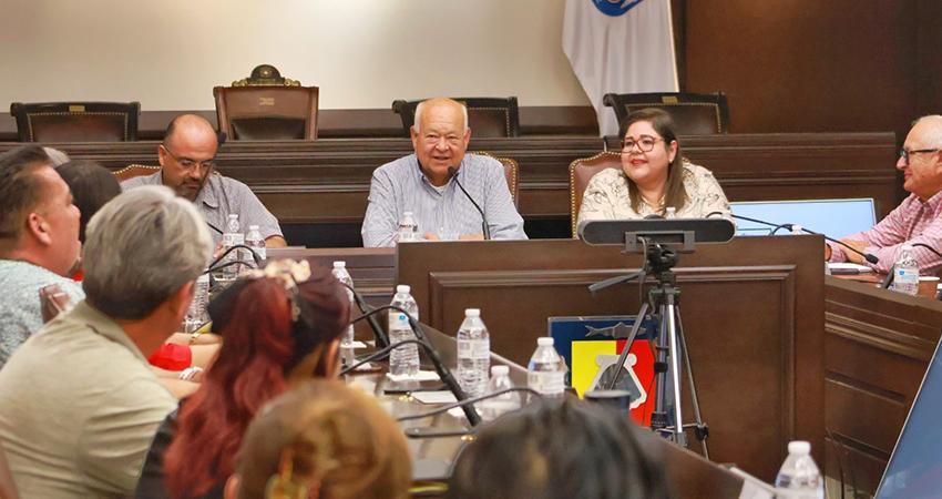 Avanzan trabajos de integración del IV informe de gobierno: Castro Cosío