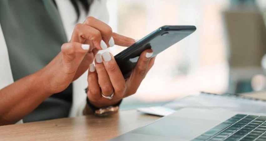 Mexicanos gastan 7 mil pesos al mes en tecnología; estos servicios pagan