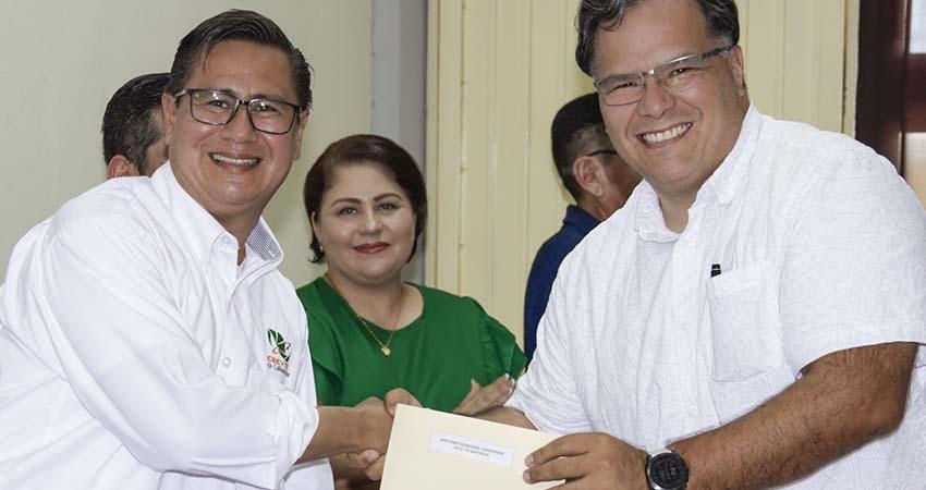 Otorga CECyTEBCS 40 plazas docentes y nueve plazas directivas a través de convocatoria pública