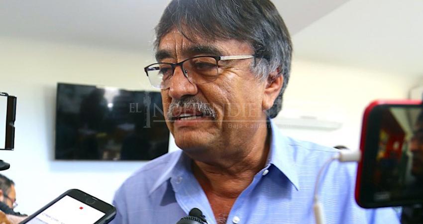 Acusa Oscar Leggs a la Fiscalía Anticorrupción de manipular su proceso judicial