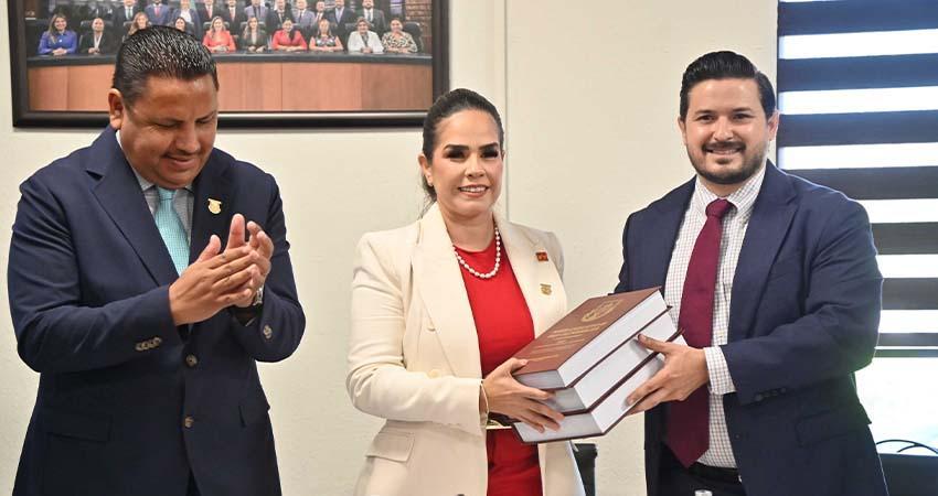 A trabajar con sensibilidad, firmeza y puertas abiertas, compromete la diputada Gabriela Montoya como presidenta de la JUGOCOPO