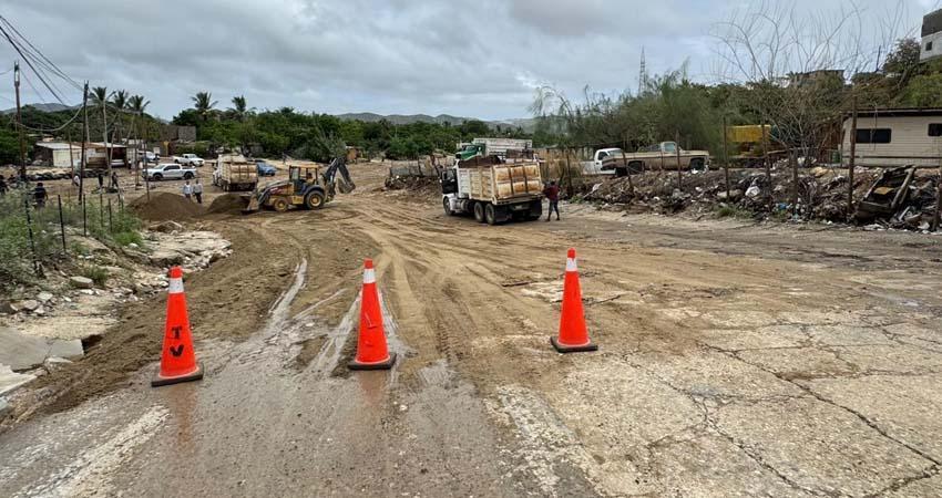 Confirman primeras afectaciones en Los Cabos por el huracán Lorena