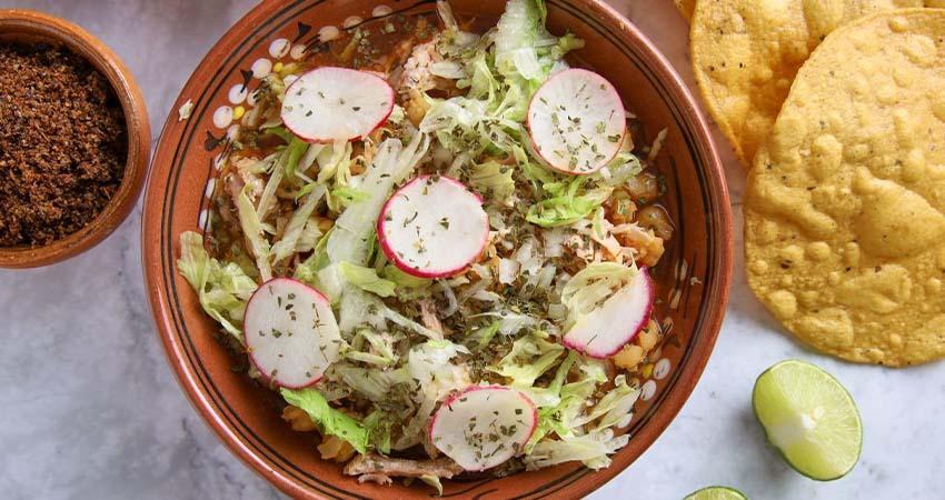 Festejos patrios: Hasta 5 kilos de sobrepeso y 6 mil pesos por cena familiar