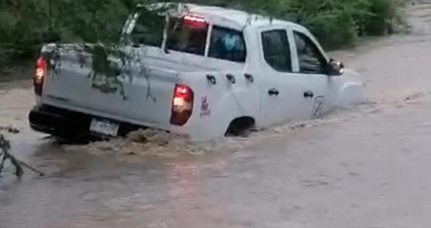 Se registra contingencia por crecida de arroyo durante trabajos en el Acueducto El Carrizal