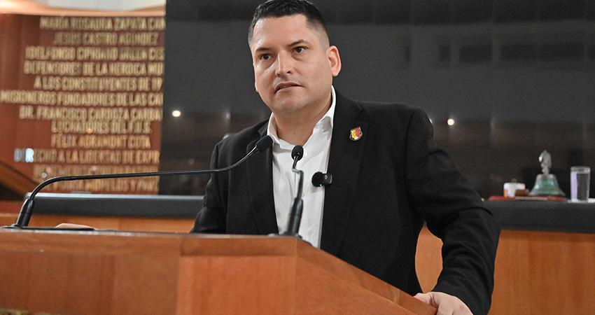 Reconoce el diputado Erick Agundez al personal de BCS que integra las labores en materia de Protección Civil
