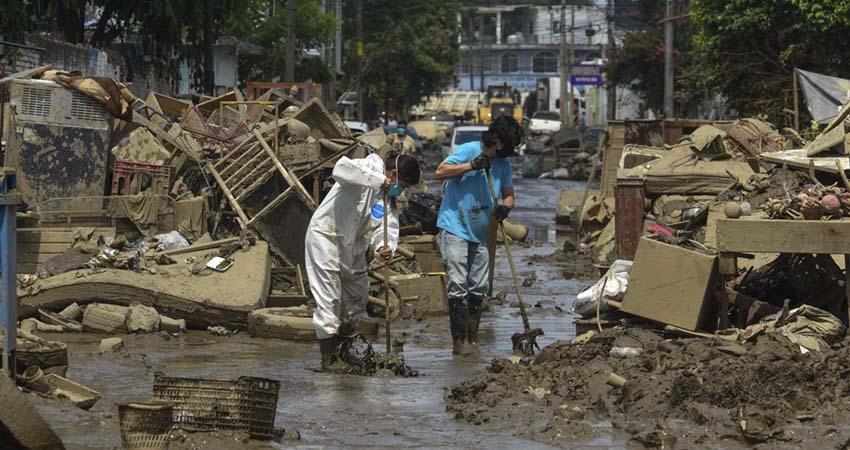 Gobierno eleva a 76 la cifra de muertos por fuertes lluvias en México