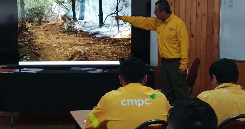 Director de Fomento Forestal de BCS participa como instructor en curso internacional en manejo de incendios