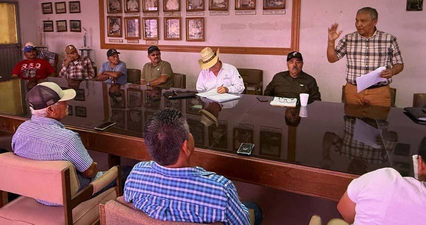 Gobierno Estatal impulsa la producción lechera en el Valle de Santo Domingo
