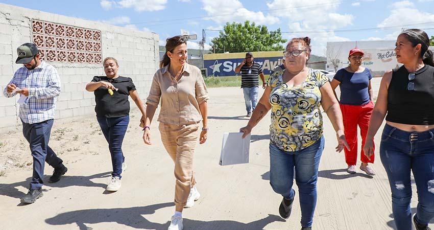 Supervisa Milena Quiroga obra de rehabilitación de drenaje en colonia Invi Mezquitito
