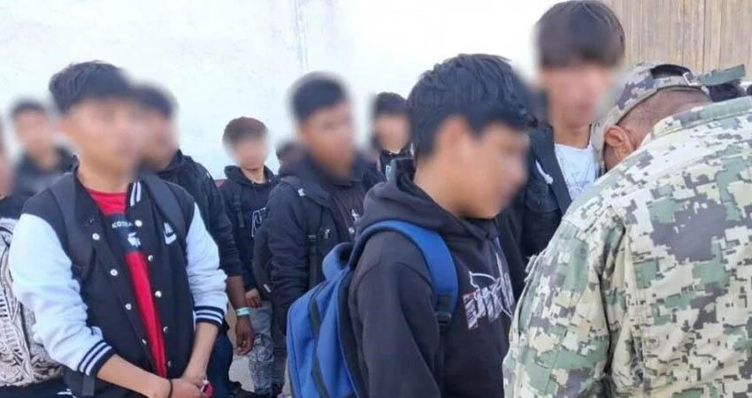 Rescatan a 27 menores de edad en embarcación provenientes de La Paz