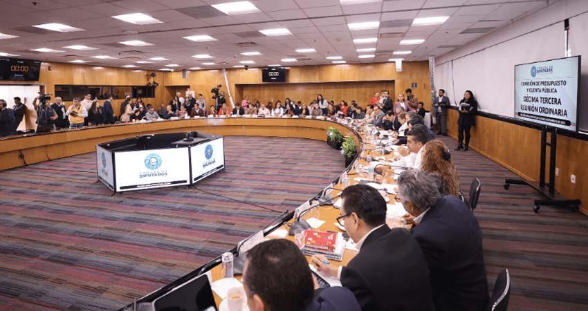 Comisión de diputados aprueba sin cambios gasto para 2026