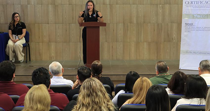 UABCS alberga ceremonia de inauguración del curso y entrega de certificaciones del Estándar de Competencia Laboral EC0217.01