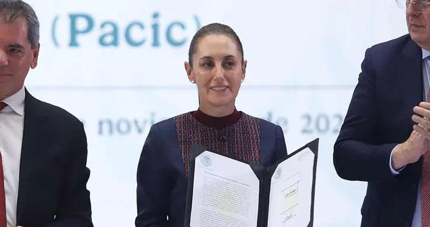 Sheinbaum y empresarios acuerdan mantener la canasta básica en 910 pesos