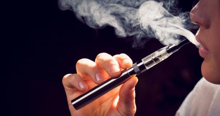 Siete cárteles pelean el negocio de vapeadores y tabaco ilegal en México: Informe