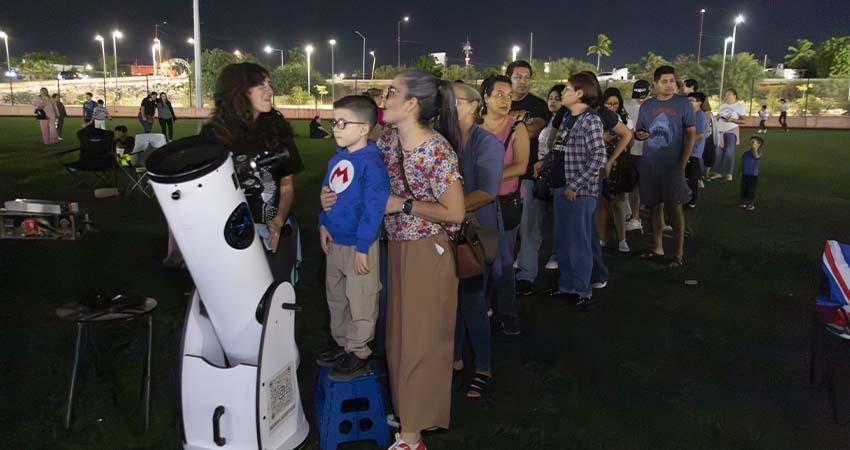 La Paz hace historia como primera sede inclusiva de la Noche de las Estrellas