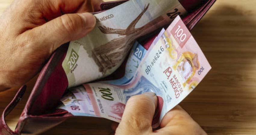 Economista de UABCS ofrece recomendaciones financieras para cuidar el gasto durante la temporada decembrina