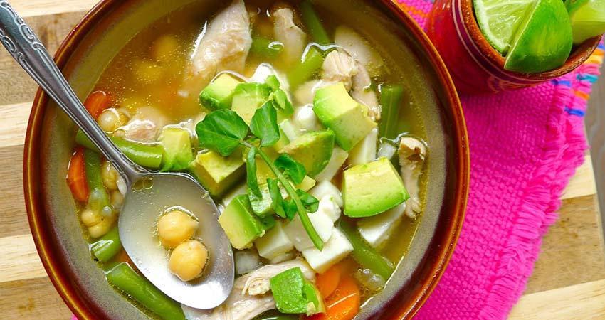 Recomiendan a la población estilos de vida saludable para bajar índices de colesterol en sangre