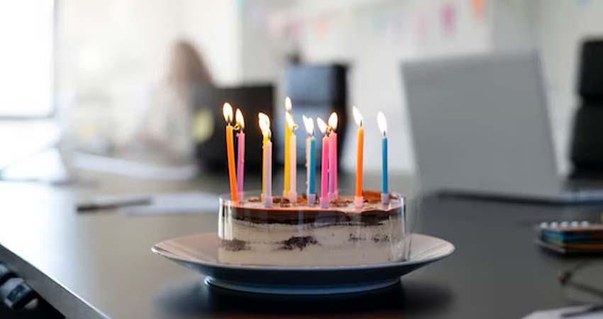 Cumpleaños con descanso o pago doble: iniciativa de Morena