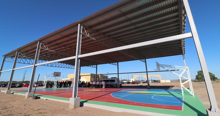 Entregan nueva cancha deportiva de usos múltiples a la Extensión Académica UABCS Ciudad Insurgentes