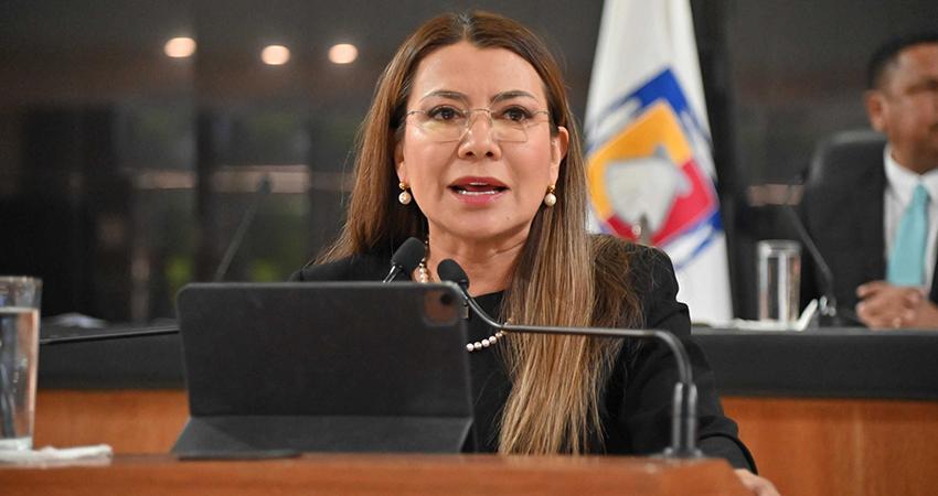 Propone diputada Lupita Saldaña equiparar penas para castigar a quien promueva el matrimonio infantil en BCS