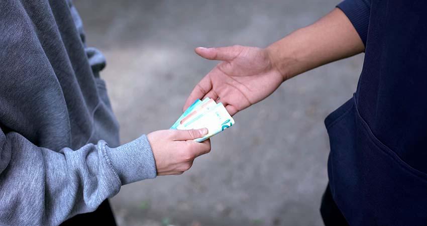 Activista denuncia cobro de piso en BCS y acusa omisiones tras asesinato de su hermano