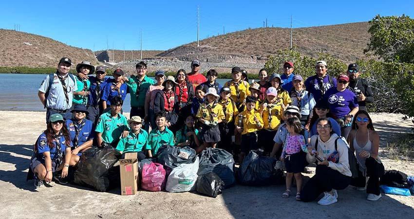 Realizan jornada de limpieza en playa El Paceño en coordinación con el Grupo Scout 2 “Albatros”