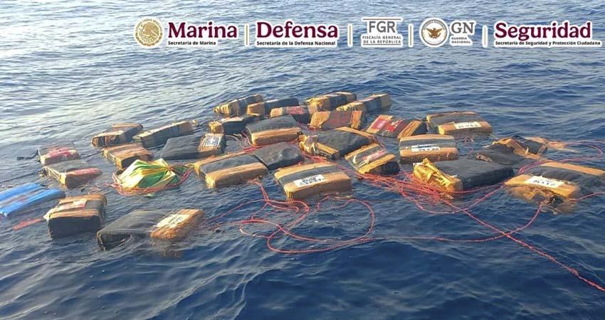 Marina intercepta más de dos toneladas de cocaína en el Pacífico
