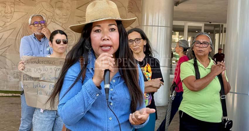 “Me hackearon tras publicar videos de la Sierra”: activista denuncia presión y sobrevuelos