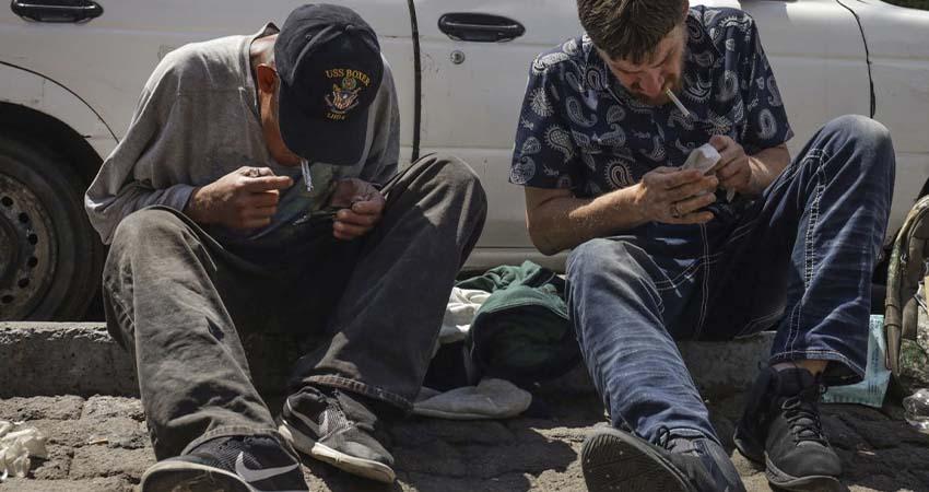 Estadounidenses adictos a drogas cruzan la frontera a México por menores costos