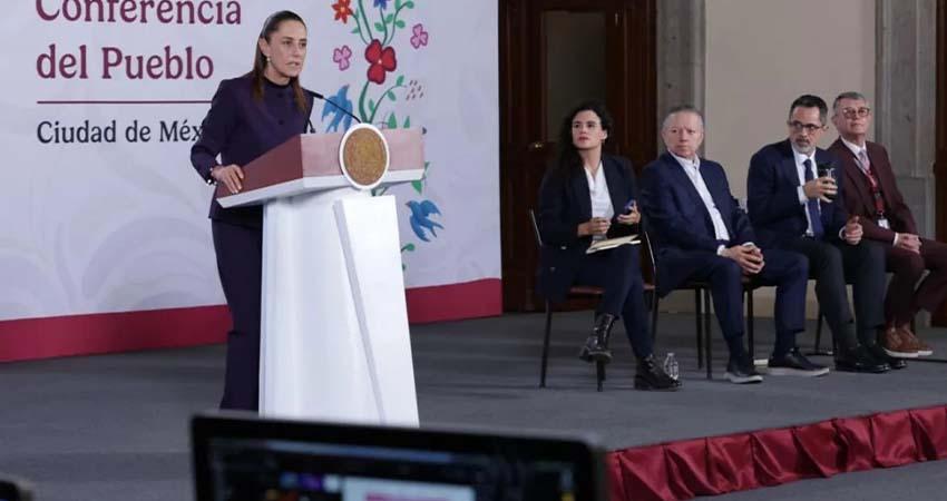 Sheinbaum no ve ‘ningún riesgo’ para su gobierno o para Morena por entrega de exfuncionarios de Sinaloa en EU